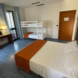 Sirena - 4* Чезенатико